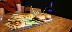 Burger Maestru review
